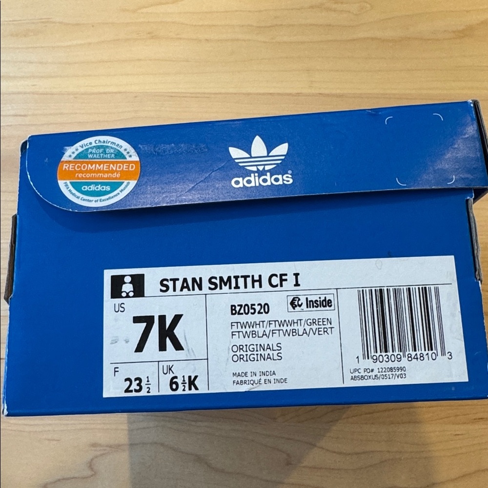Adidas Sam Smith Toddler Sneakers Green and White Velcro 7 NWT White Sneakers - Picture 8 of 8